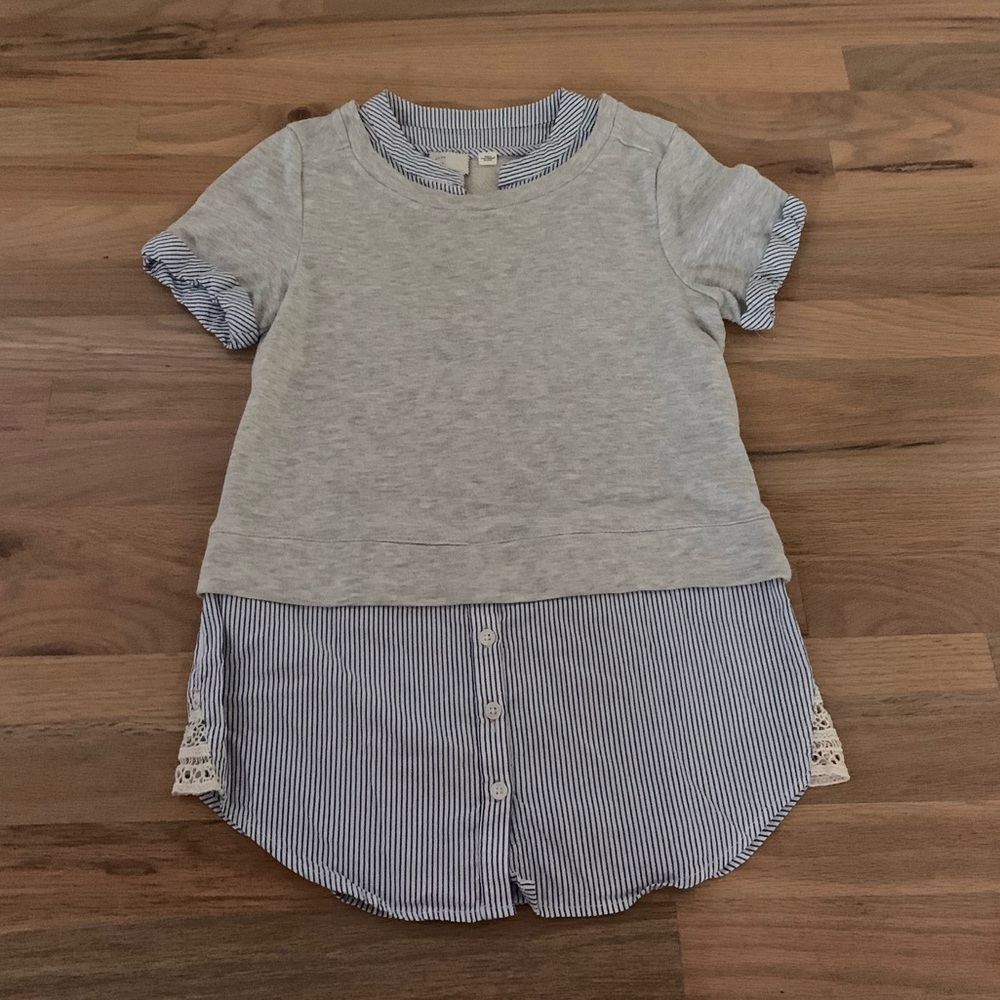 Two in one sweatshirt Oxford button up anthro